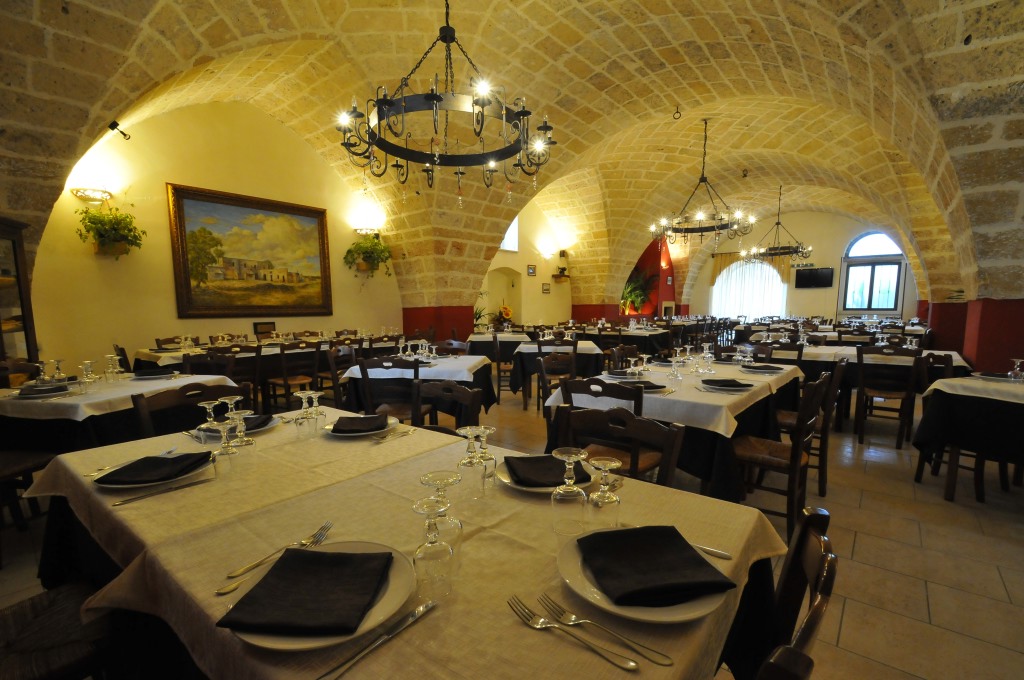 Sala interna - Ristorante nel Salento - Masseria La Duchessa Veglie (LE) - 